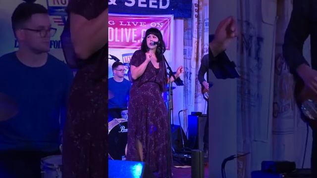 Kashena Sampson - Rhiannon (Fleetwood Mac cover) смотреть онлайн