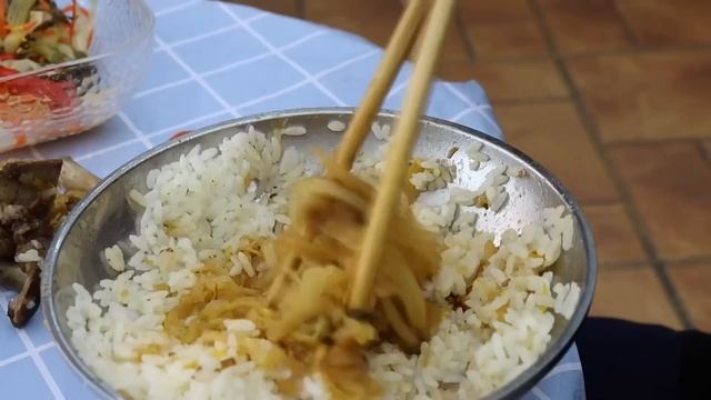 20斤巨大猪骨，阿强做猪骨头烩酸菜，鲜香味美酸爽过瘾。 |Mukbang【cram阿强】