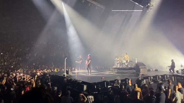 Blink-182-Dammit(Montréal 2023) смотреть онлайн