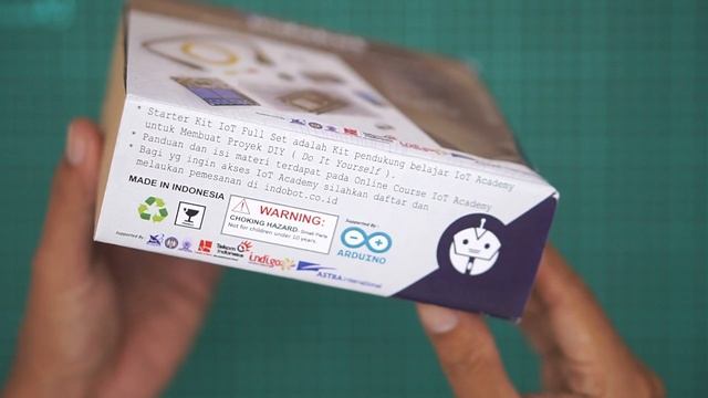 Tempat Belajar Elektronika Dan IoT Online - INDOBOT.CO.ID смотреть онлайн