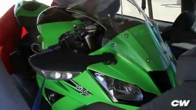 Kawasaki zx 10000 rr 2019 latest stunt смотреть онлайн