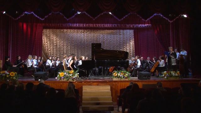 Звітний симфонічного оркестру 2017 смотреть онлайн