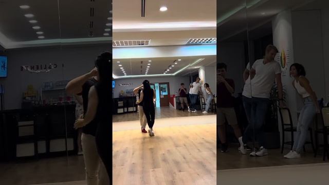 L1: #salsa #Partner #dance #Demo With Robin (022024)