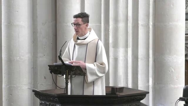 03-26-23 Sung Eucharist live from Winchester Cathedral. 🇺🇦 смотреть онлайн
