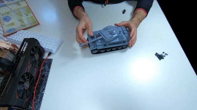 Cobi 3000 Tiger I - Lego Alternative смотреть онлайн