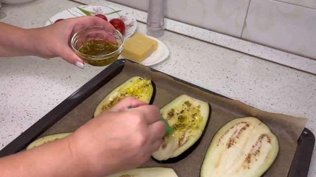 ВКУСНАЯ ЗАКУСКА ИЗ ЗАПЕЧЕННЫХ БАКЛАЖАНОВ! А ля «по-французски». смотреть онлайн