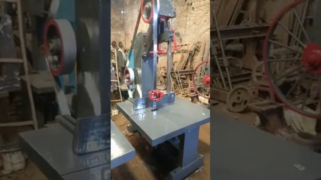 aara machine # bandsaw machine ( 3 wheel) heay duty( please contact -- 9914666366)... смотреть онлайн