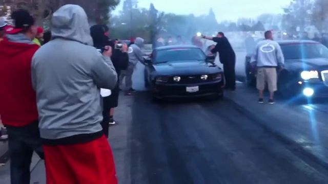 Izzy Performance 5.0 VS Srt8 300 смотреть онлайн