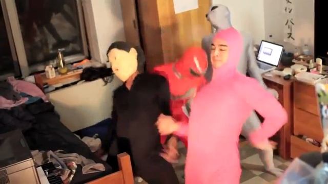 DO THE HARLEM SHAKE (ORIGINAL) смотреть онлайн