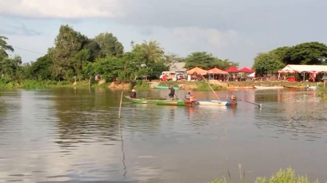 Popular Boat Engine In Tonle Sap | Asia Country