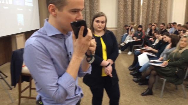 Отработка возражений "Быстро... Очень... По какому вопросу?" с Владимиром Якубой! смотреть онлайн