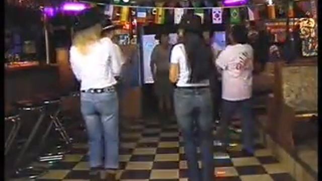 RED HOT SALSA смотреть онлайн