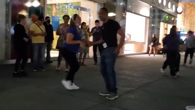 SALSA AT BRYANT PARK 10-2-21 3OF3 смотреть онлайн