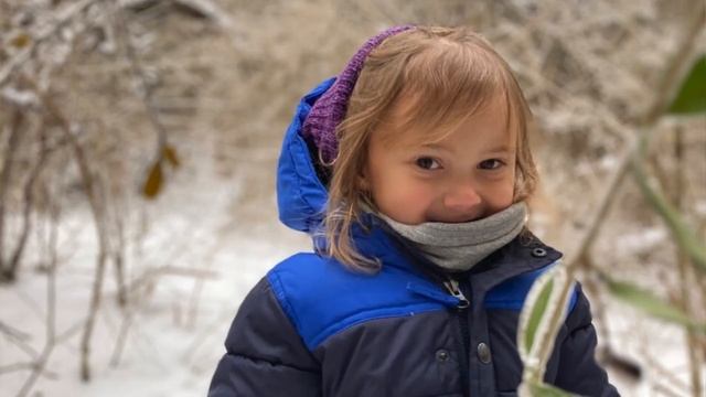 Piano Marvel 2023 YouTube Competition: Vanessa, Indra, and Inti play Snowflakes смотреть онлайн