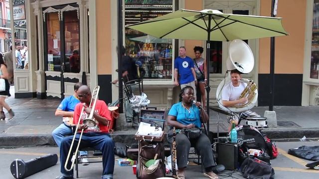 NOLA French Quarter Street Jazz