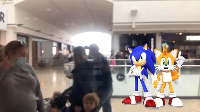 Sonic & Tails Goes To Cribbs Causeway. смотреть онлайн