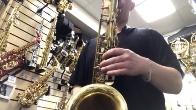 Звучит саксофон Yanagisawa T 4 смотреть онлайн