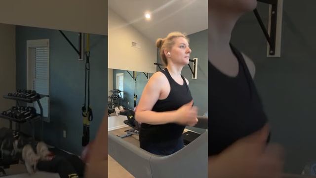 Бег в прямом эфире, давайте бегать вместе! Вместе мы сила! смотреть онлайн