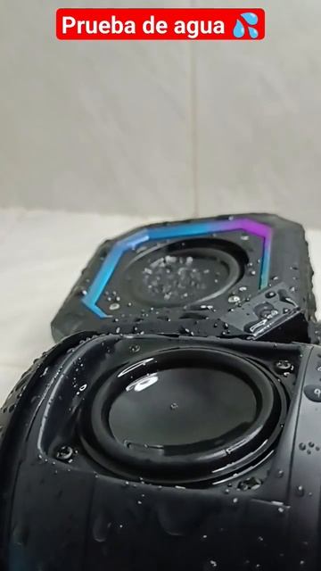 Tronsmart t7 mini vs groove2 #bocinas #bassboosted #bass #tronsmart #agua # смотреть онлайн