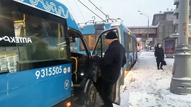 СВАРЗ-6235.01 На базе БКМ-32100М 3877 и IVECO Daily Нижегородец На Ленинградском шоссе смотреть онлайн