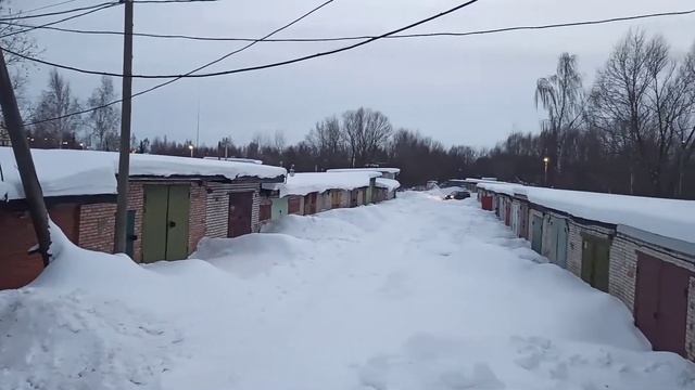 Зима снег лопата, и так каждый день смотреть онлайн
