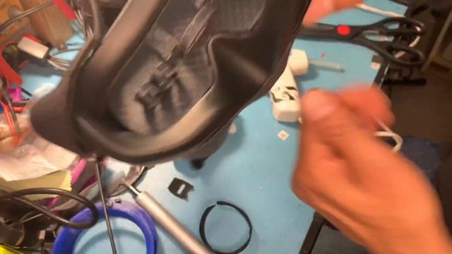 Fix Your DJI FPV Goggles Light Leak With This 3D Print смотреть онлайн