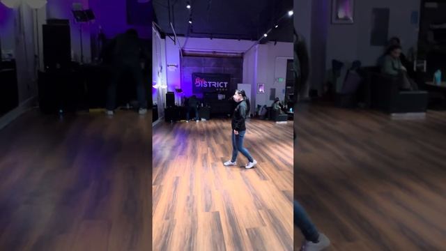 Bachata 122 Thursday, April 4, 2024.  Footwork And Partner Work.   Baila District.