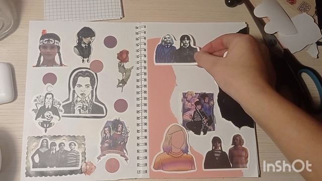 Венсдей и Энид скрапбукинг