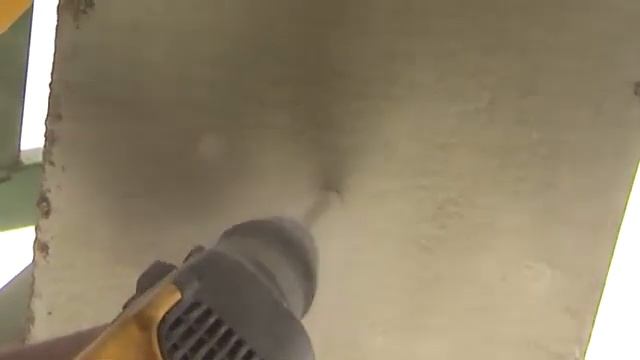 DeWalt XLR SDS PLUS смотреть онлайн