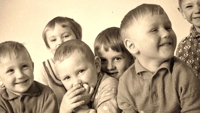 Алексиевич С. А. "Всем хотелось поцеловать СЛОВО "ПОБЕДА" смотреть онлайн