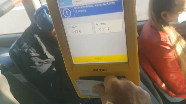 Литва на работу ездим автобусом 30 € в месяц. смотреть онлайн