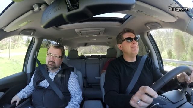 2016 Honda Pilot Sneak Peek Review: Driving outside of the Box смотреть онлайн