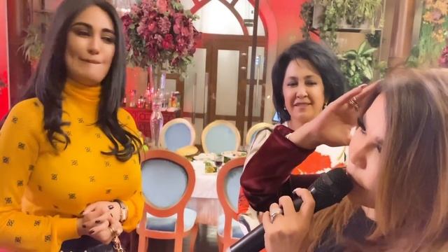 Ozoda Nursaidova  Munisa Rizevaning Tugilgan Kunida. !