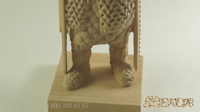 Резная статуя рыцаря Круглого стола Галахада смотреть онлайн