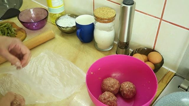 Brizoliai Iš Maltos Mėsos / Subtitles