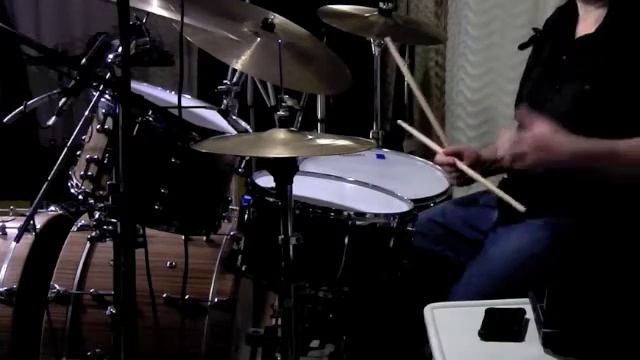 #9 Beat In The World: Learn ‘Ballroom Blitz’ By Sweet, Mick Tucker