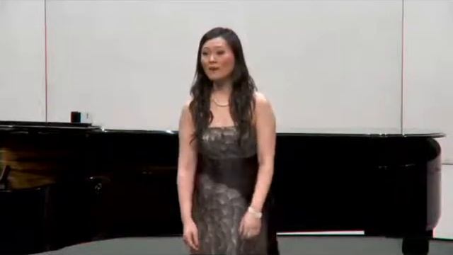 Care compagne... Sovra il sen... La Sonnambula - Bellini - Wing Wing Lam Soprano смотреть онлайн