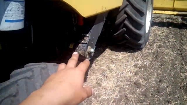 Комбайн New Holland CSX 7080. смотреть онлайн