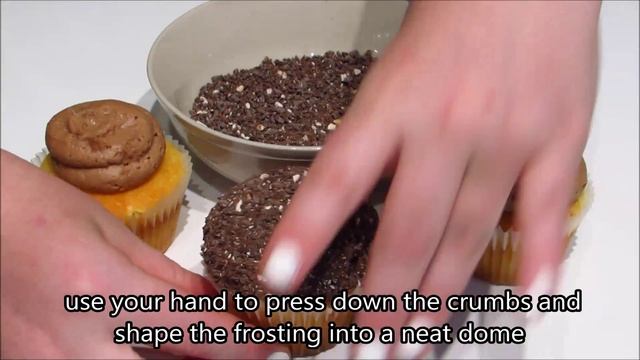 Easy Dinosaur/Jurassic World Cupcakes | CupcakeGirl