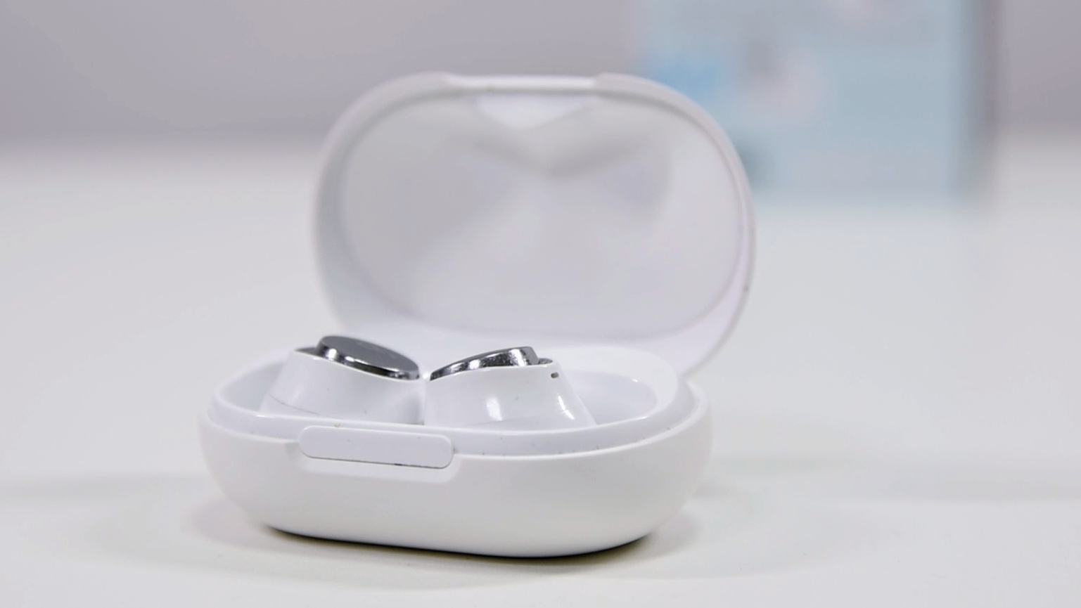 Наушники с мощными шумодавам Soundcore Space A40 / Арстайл / смотреть онлайн