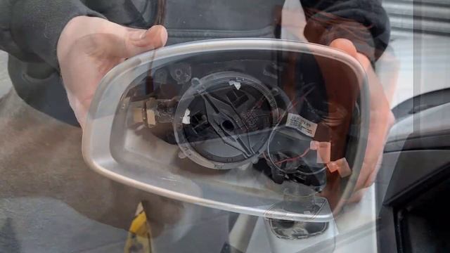 Audi TT RS 8J MK2 Wing Mirror/Indicator Removal. смотреть онлайн