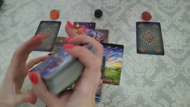 КАК УЛУЧШИТЬ ФИНАНСОВОЕ ПОЛОЖЕНИЕ? Расклад Таро