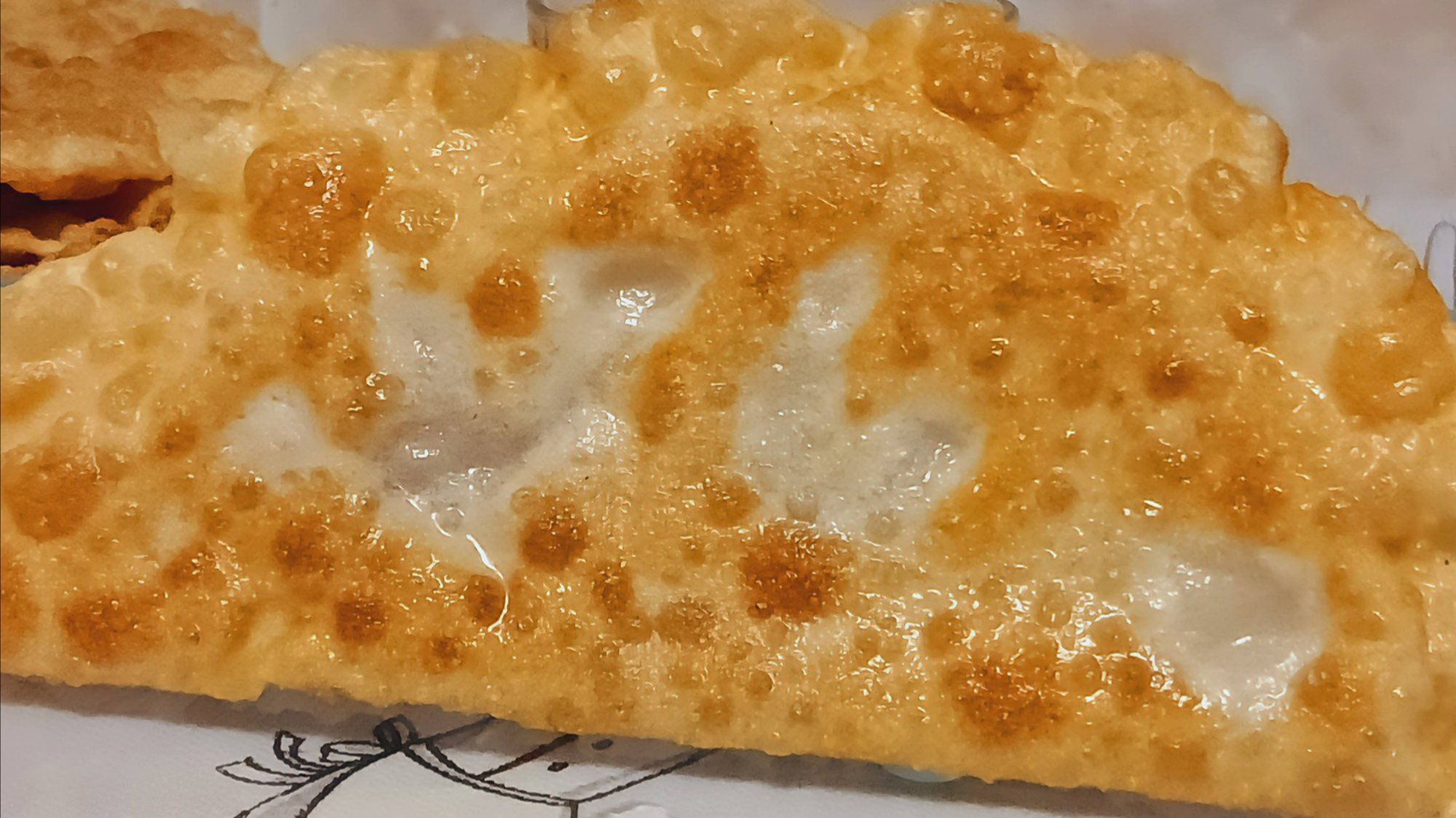 Пузырчатые домашние чебуреки. Идеальное тесто. Подробный рецепт. смотреть онлайн