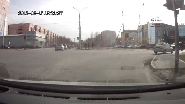 Нефтеюганск нарушения ПДД пока ДПС спит смотреть онлайн