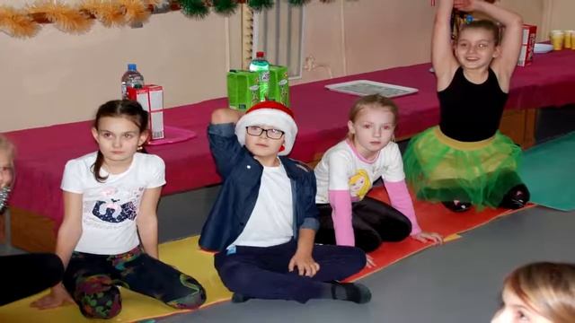 Кассиопея Новогодний утренник смотреть онлайн