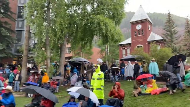 Bryan Sutton, Sam Bush, Andrew Marlin, Wes Corbett - Summertime, Telluride Bluegrass 50 6/16/23 смотреть онлайн