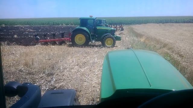 John Deere 6170M, 6930 & 6800 смотреть онлайн