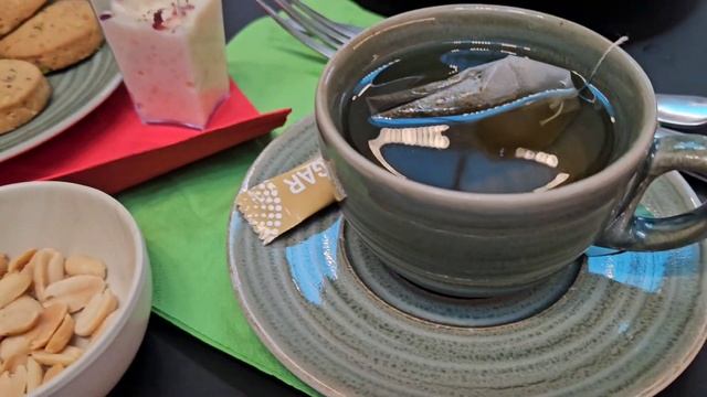 PEARL LOUNGE, ABU DHABI | Бесплатно в бизнес-зал в аэропорту Абу-Даби смотреть онлайн