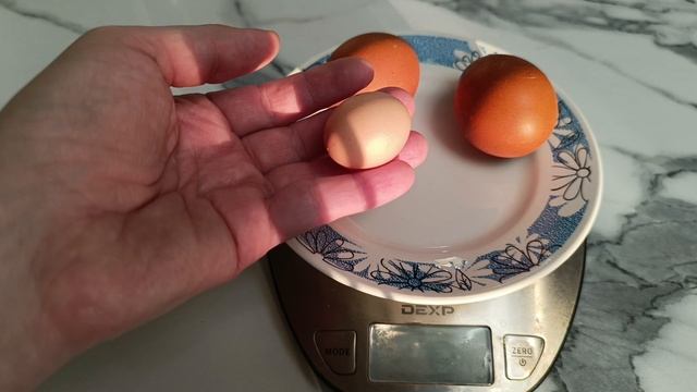 Переделываем крышу на доме. Сделали потолок в холодной пристройке. Антирекордное яйцо. смотреть онлайн