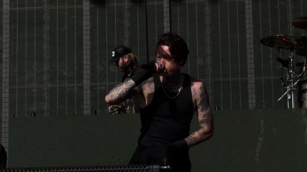 Bad Omens - Dethrone (Sick New World 2024, Las Vegas, NV) [LIVE 4K]